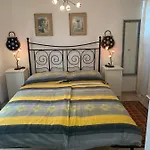 Ferienhaus, Rustico Auf Burg Apartman