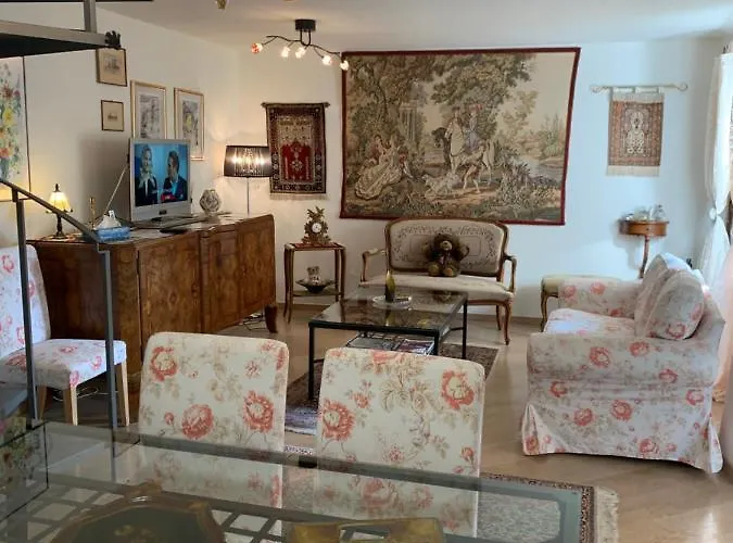 Apartman Ferienhaus, Rustico Auf Burg