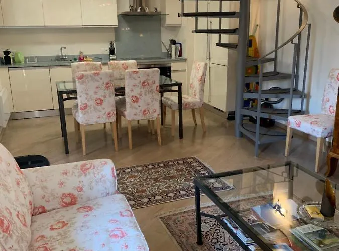 Ferienhaus, Rustico Auf Burg * לוקרנו