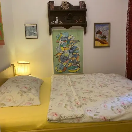 Apartment Ferienhaus, Rustico Auf Burg Locarno