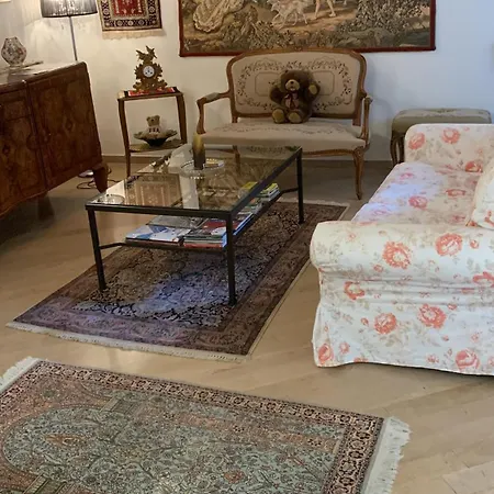 Ferienhaus, Rustico Auf Burg Apartment