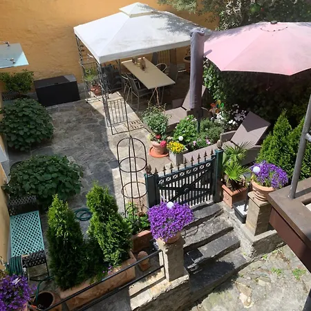 Apartment Ferienhaus, Rustico Auf Burg *